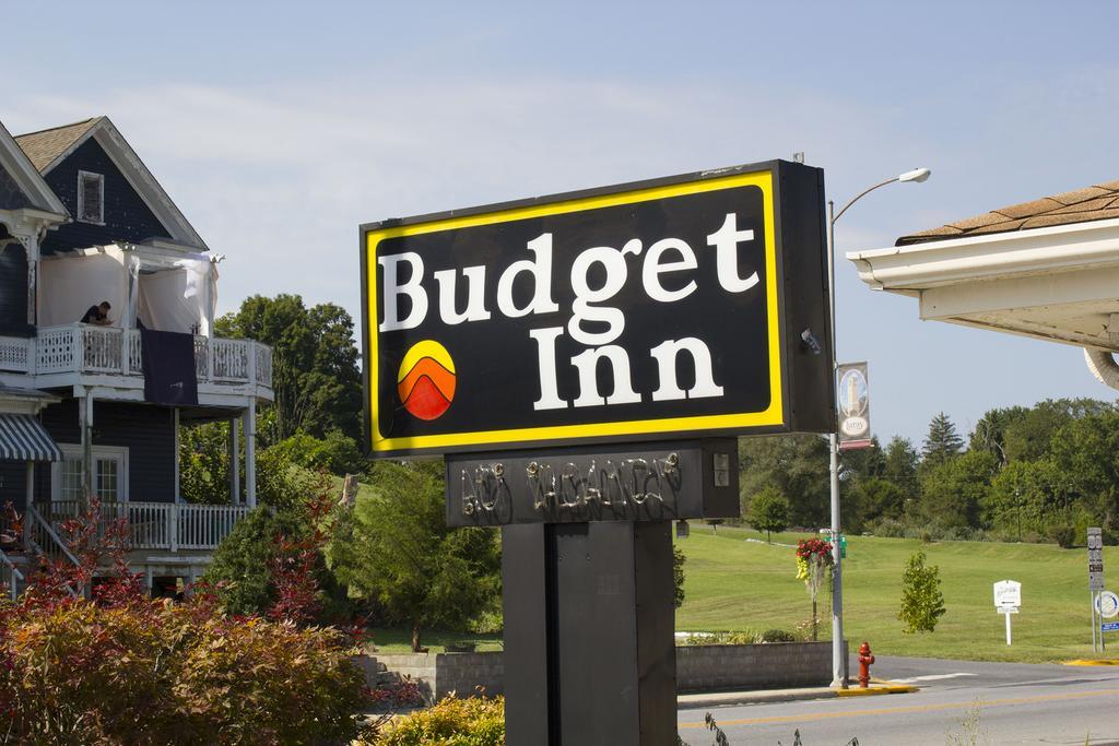 לוראיי Budget Inn מראה חיצוני תמונה